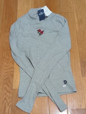 Hollister Grey Ribbed Mock Neck Top with Red Rose Embroidery